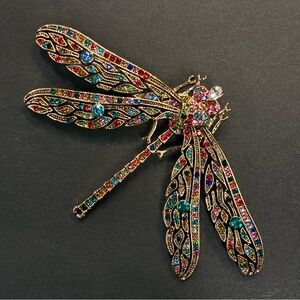 Sparkling Dragonfly Brooch Art Noveau Design